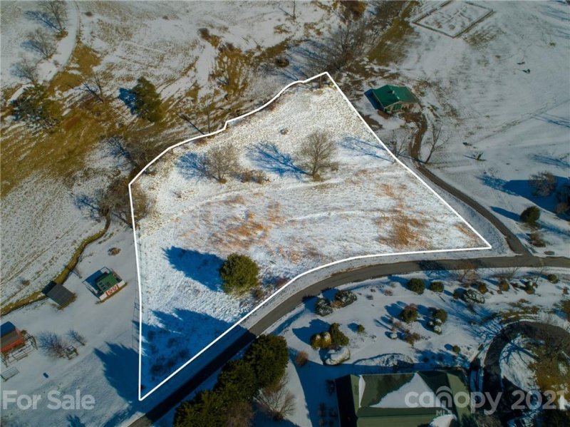 Property image 4 at 33 Coyote Hollow Road, Waynesville, NC 28785