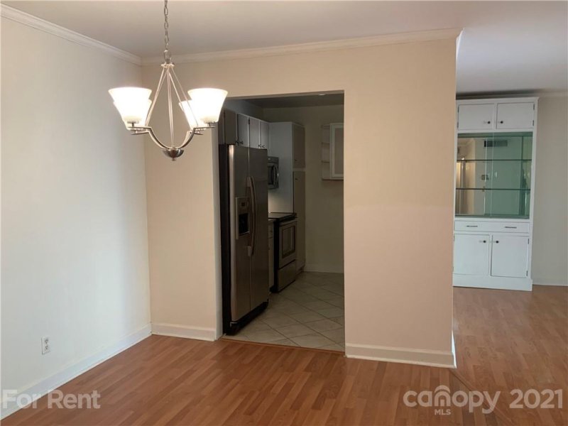 Property image 3 at 1323 Queens Road, Charlotte, NC 28207