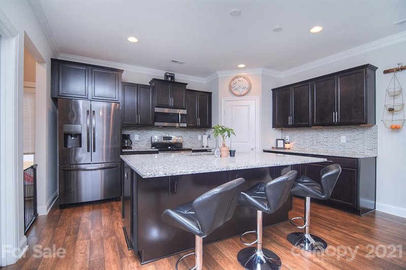 8736 Aspinwall Drive