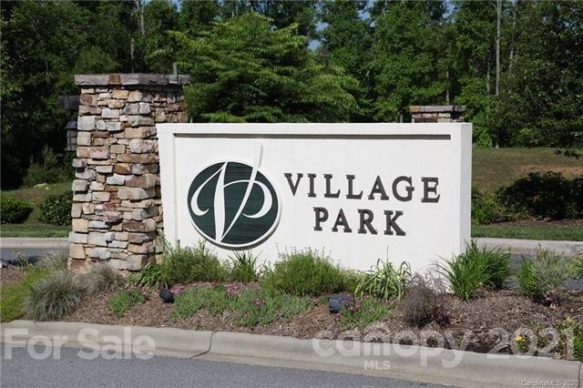 Property image 5 at 45 Village Pointe Lane, Asheville, NC 28803