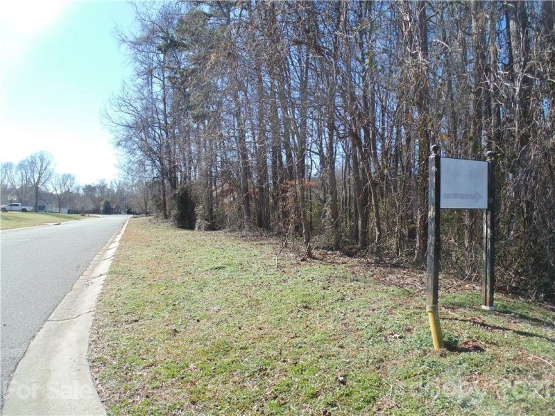 Property image 2 at 1107 Hearthstone Court, Rock Hill, SC 29732