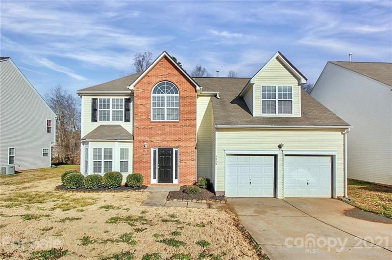 1515 Peachcroft Road