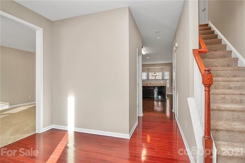 Property image 2 at 1515 Peachcroft Road, Charlotte, NC 28216