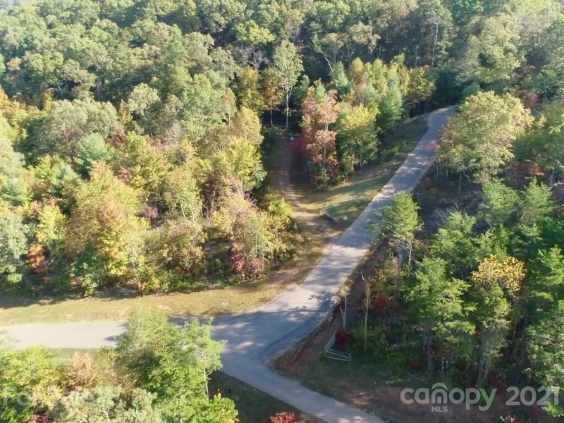 Property image 4 at 138 Saddle Ridge Drive, Alexander, NC 28701