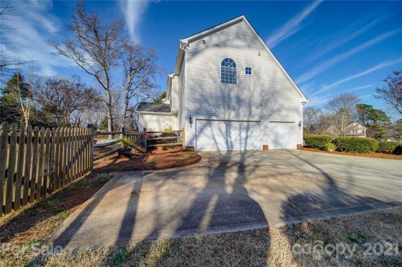 Property image 5 at 11902 Canter Drive, Mint Hill, NC 28227