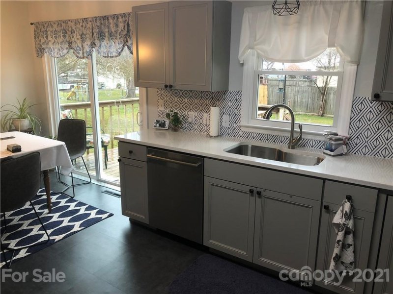 Property image 5 at 466 Etowah School Road, Hendersonville, NC 28739