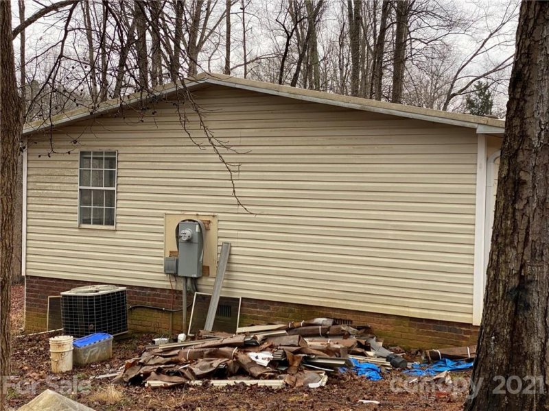 Property image 5 at 960 Hillview Drive, Iron Station, NC 28080