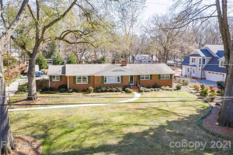 Property image 3 at 6027 Preston Lane, Charlotte, NC 28270