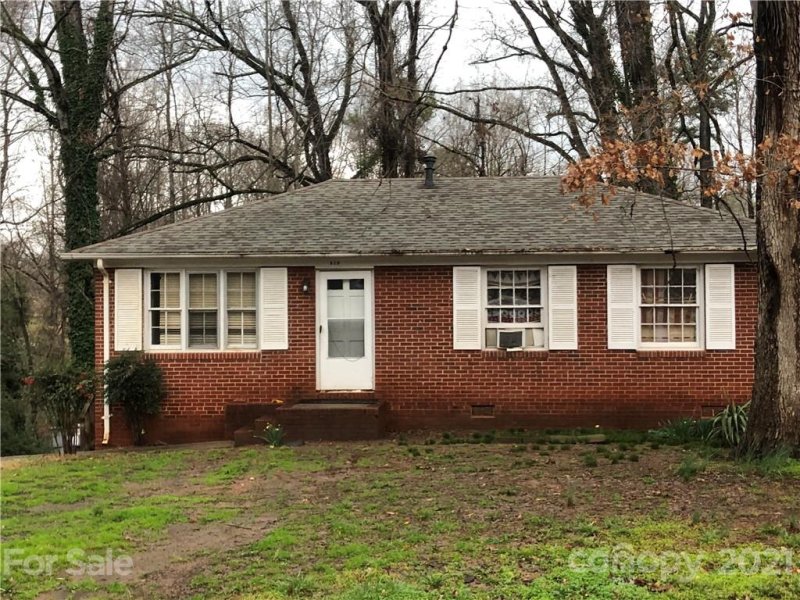 Property image 3 at 628 Wilbrown Circle, Charlotte, NC 28217