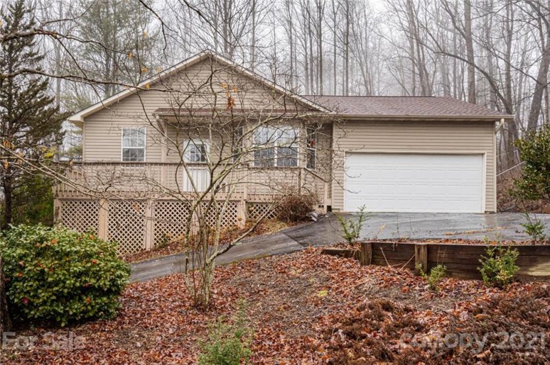 Property image 2 at 6 Spicewood Court, Flat Rock, NC 28731