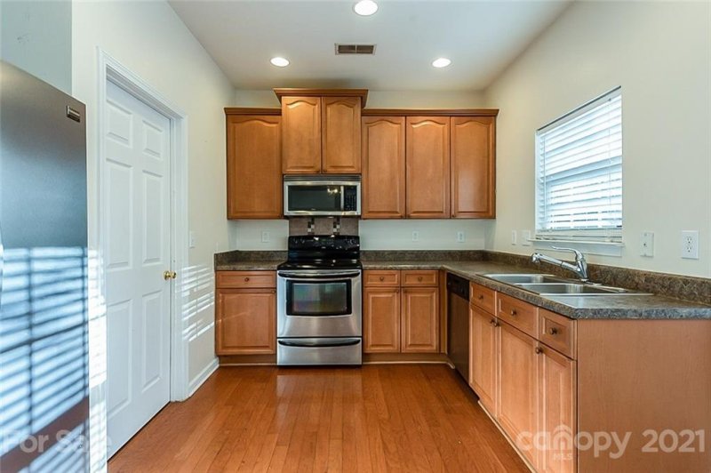 Property image 2 at 1417 Spring View Court, Rock Hill, SC 29732