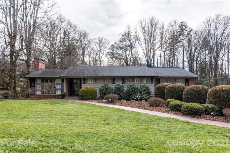 Property image 2 at 111 Kinwood Street, Morganton, NC 28655