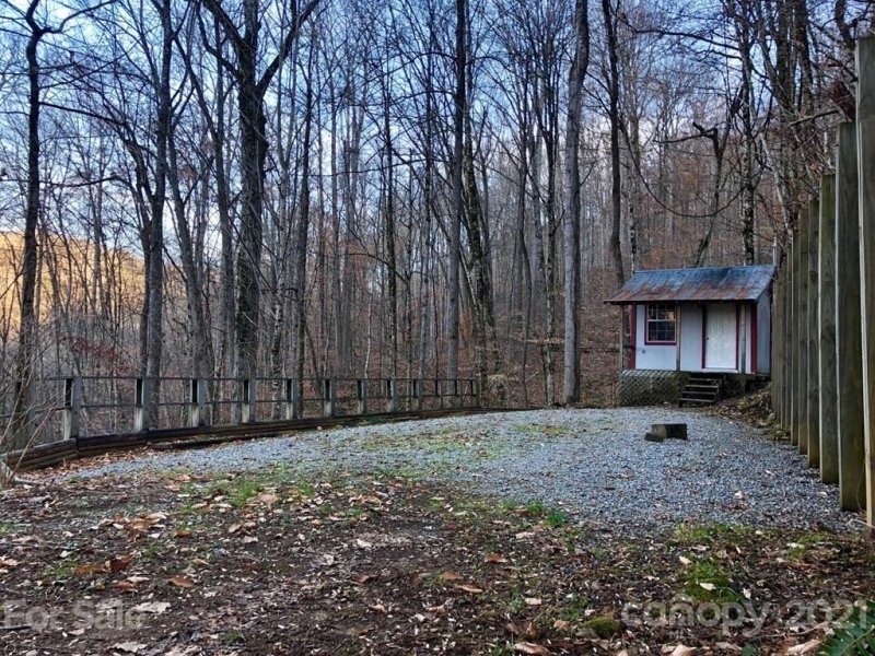 203 Vistawilla Drive