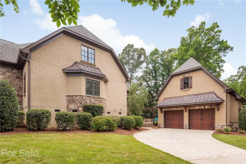 Property image 4 at 8000 Wicklow Hall Drive, Weddington, NC 28104