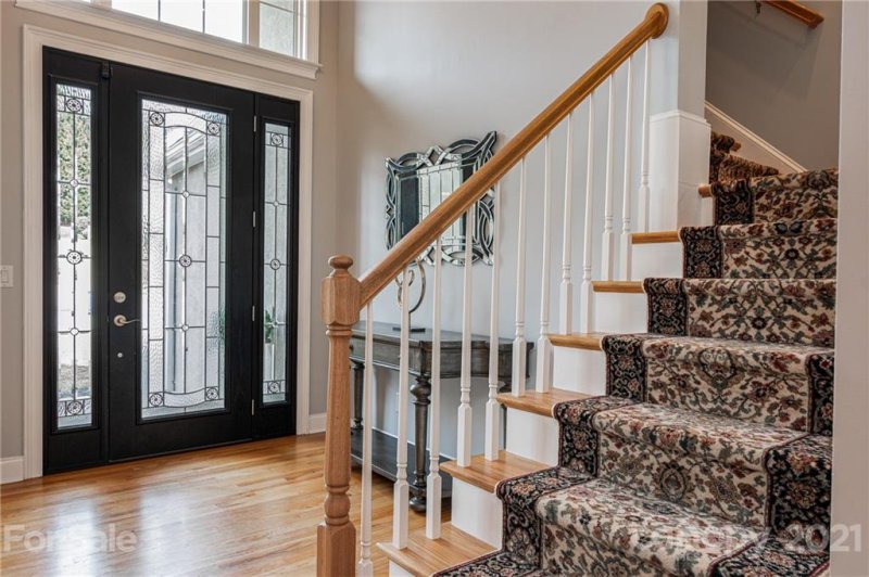 Property image 2 at 450 Mistletoe Trail, Hendersonville, NC 28791