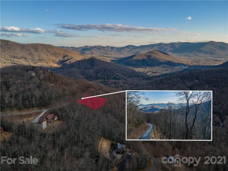 Property image 3 at 10 Wedgewood Terrace, Black Mountain, NC 28711