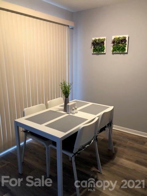 Property image 2 at 8021 Cedar Glen Drive, Charlotte, NC 28212