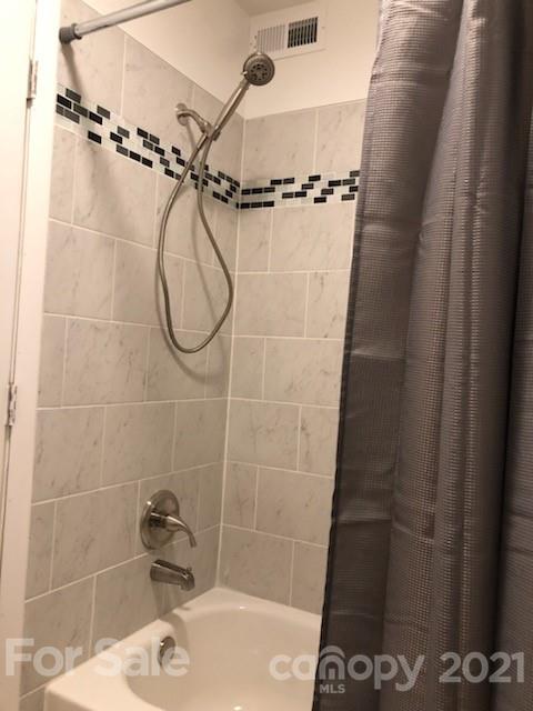 Property image 5 at 8021 Cedar Glen Drive, Charlotte, NC 28212