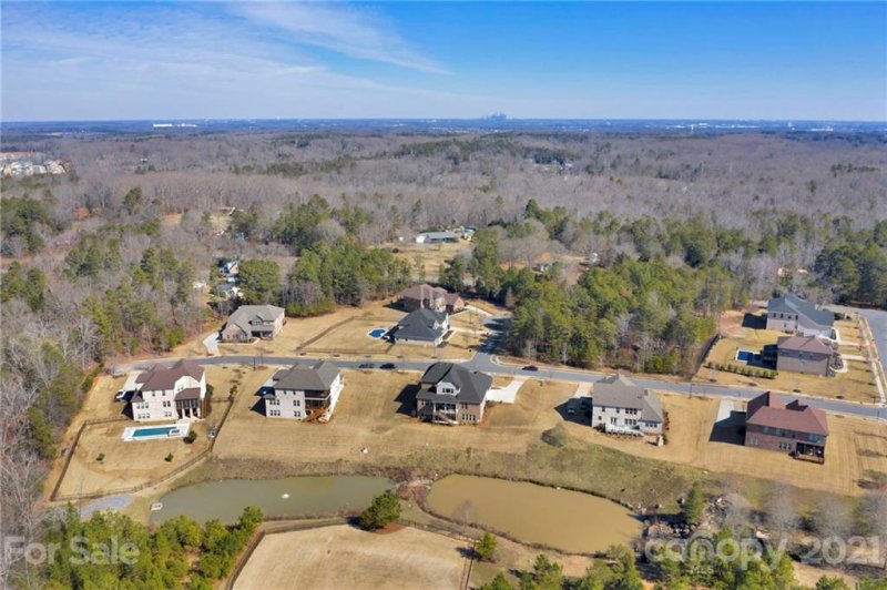 Property image 2 at 16436 Ardennes Drive, Charlotte, NC 28278