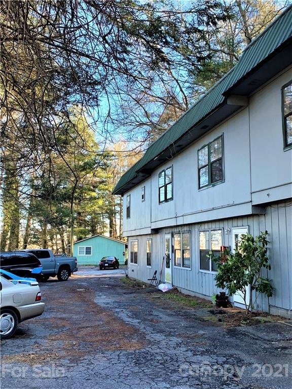 Property image 3 at 500 W Allen Street, Hendersonville, NC 28739