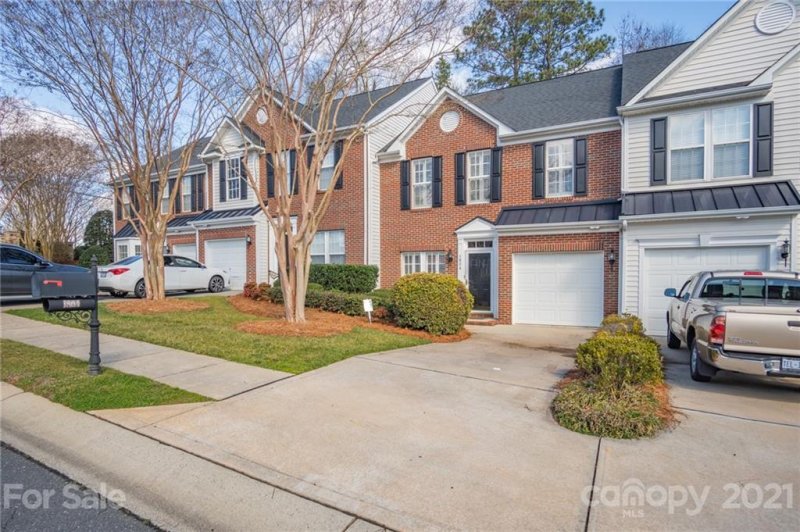 Property image 3 at 1804 Robinwood Village Drive, Gastonia, NC 28054