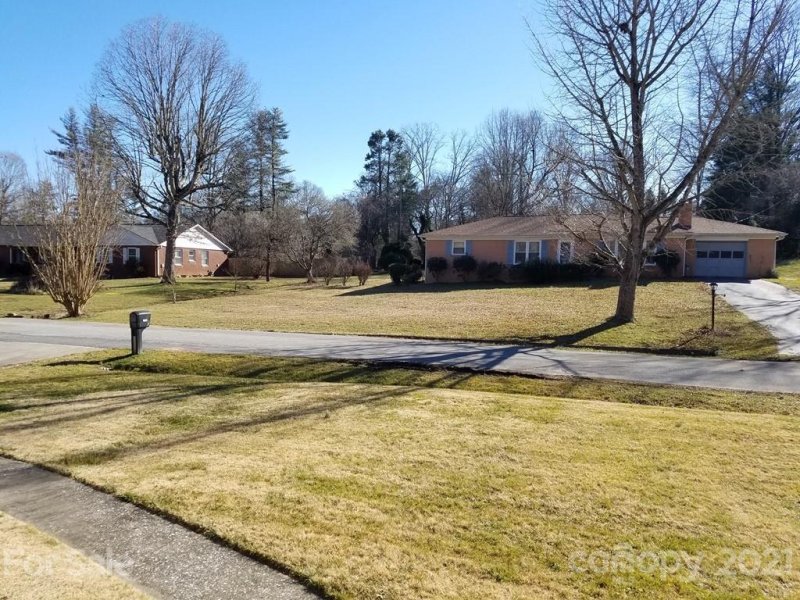 Property image 5 at 3114 Cheryl Drive, Hendersonville, NC 28792