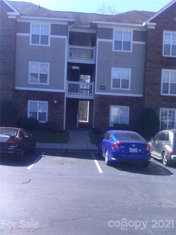 9709 Campus Walk Lane