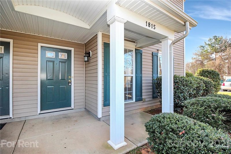 Property image 4 at 1815 Butterfly Lane, Charlotte, NC 28269