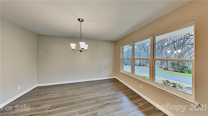 Property image 2 at 6527 Pawnee Drive, Charlotte, NC 28214