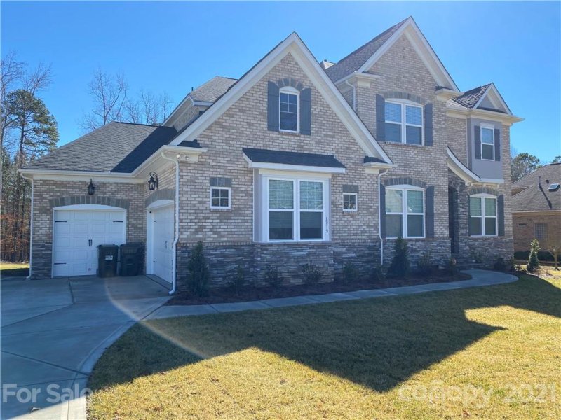 Property image 3 at 8015 Caliterra Drive, Wesley Chapel, NC 28104