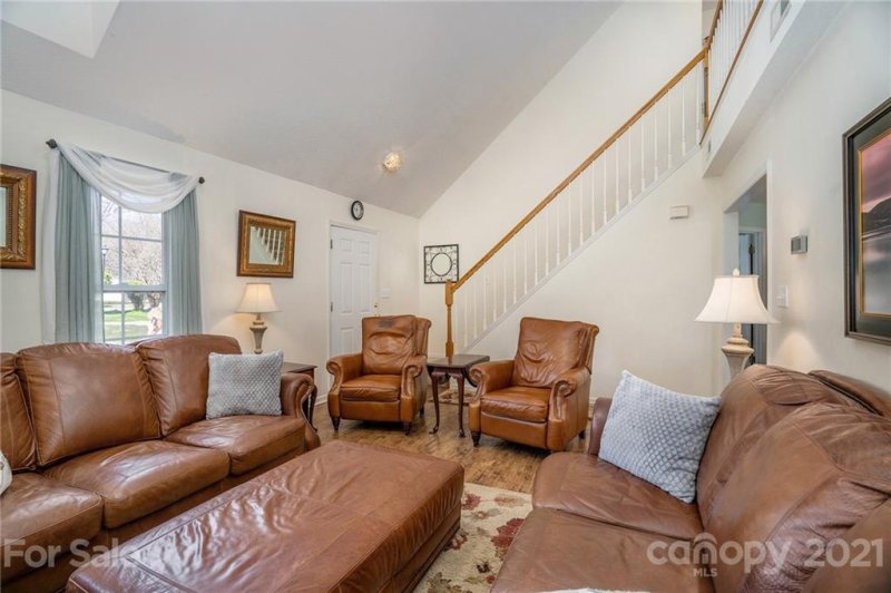 Property image 5 at 7008 Gatwick Lane, Matthews, NC 28105