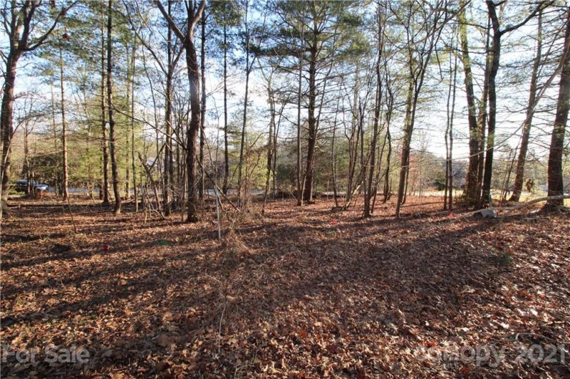 Property image 4 at 2010 Tall Oak Drive, Lenoir, NC 28645