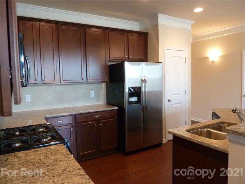 Property image 3 at 9601 Camberley Avenue, Concord, NC 28027