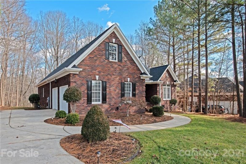 Property image 3 at 5500 S Oakmont Street, Kannapolis, NC 28081