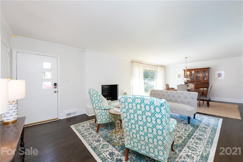 Property image 5 at 7118 Chartwell Lane, Charlotte, NC 28212