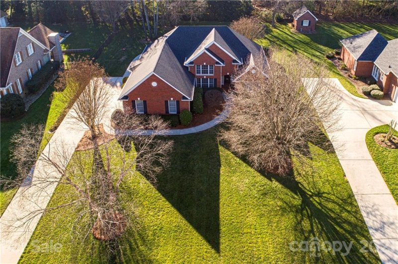 3009 Rochester Court