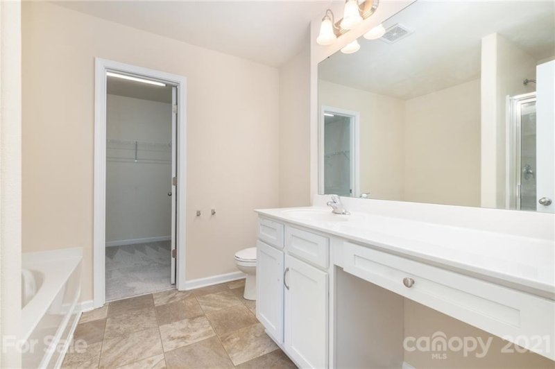 Property image 4 at 6901 Ware Road, Charlotte, NC 28212