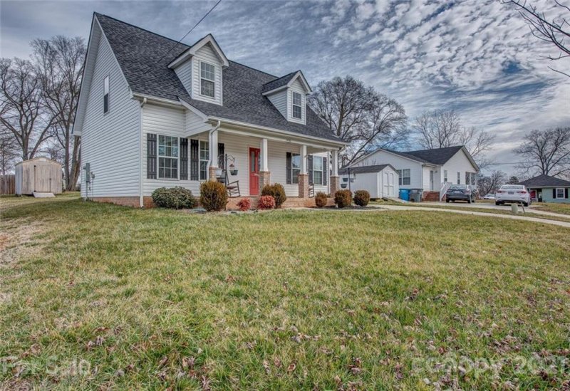 Property image 2 at 1106 Cason Street, Belmont, NC 28012