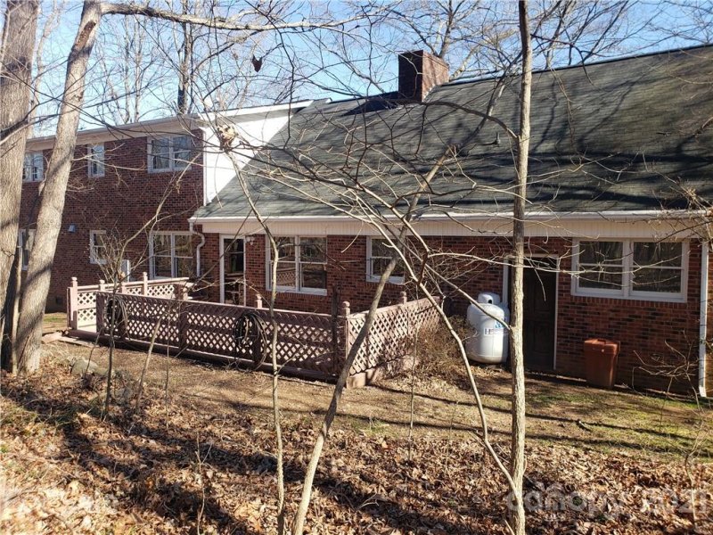 Property image 2 at 2527 Saddlewood Circle, Concord, NC 28027