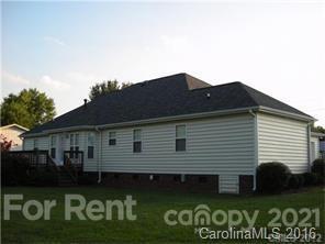 Property image 3 at 135 Mooreland Road, Mooresville, NC 28117