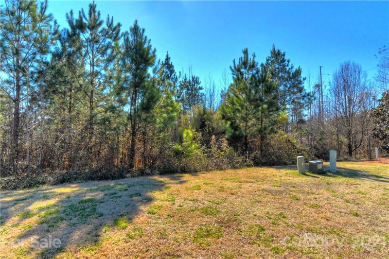 Property image 4 at 1 Victoria Lake Drive, Waxhaw, NC 28173