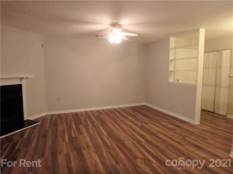 Property image 4 at 4823 Spring Lake Drive, Charlotte, NC 28213