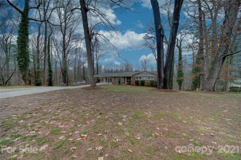 Property image 2 at 160 Heritage Lane, Salisbury, NC 28147