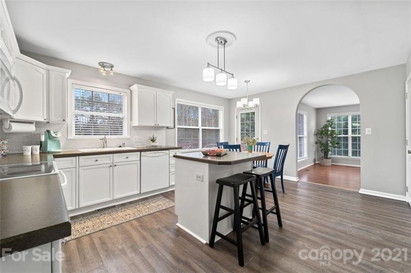 Property image 5 at 9308 Morgan Glenn Drive, Mint Hill, NC 28227