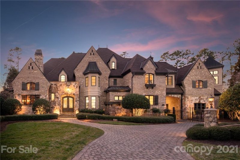 9007 Pine Laurel Drive