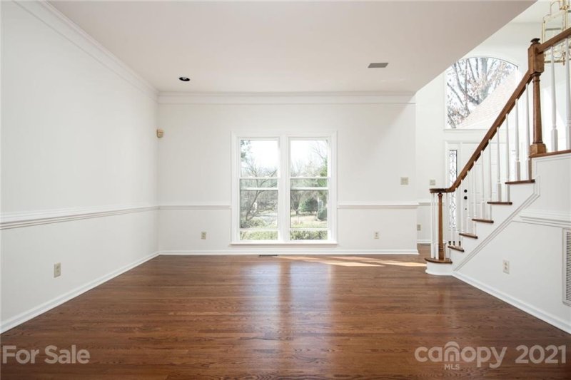 Property image 3 at 10413 Breamore Drive, Charlotte, NC 28270