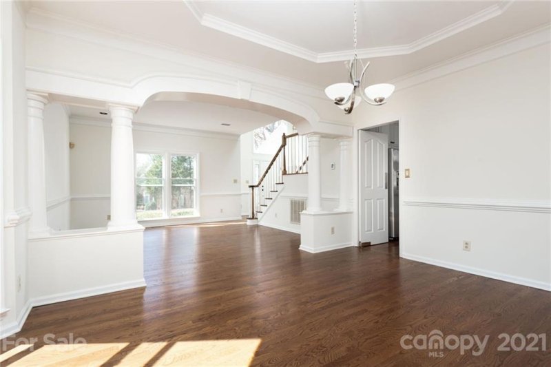 Property image 5 at 10413 Breamore Drive, Charlotte, NC 28270