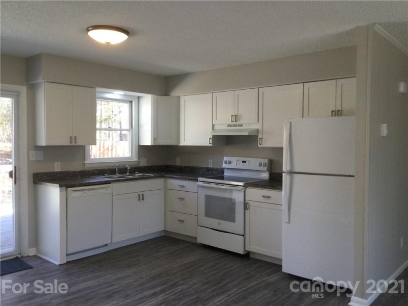 Property image 2 at 63 Pensacola Avenue, Arden, NC 28704