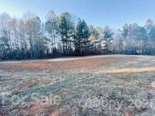 Property image 5 at 5003 Stockbridge Drive, Mount Holly, NC 28120