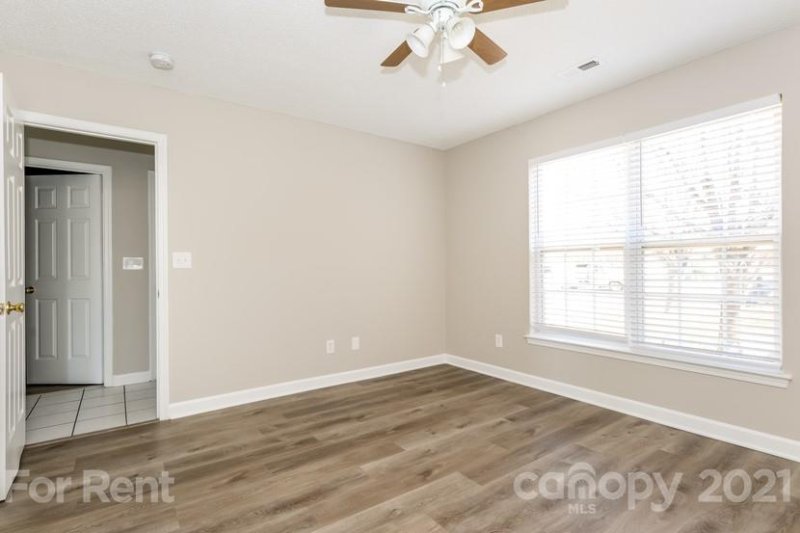 Property image 4 at 1239 Elise Marie Drive, Charlotte, NC 28214